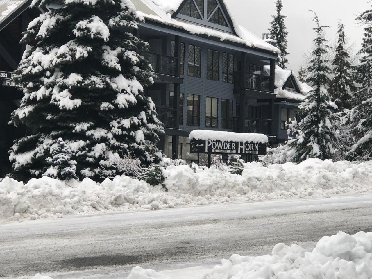 Powderhorn By Whistler Blackcomb Vacation Rentals Экстерьер фото